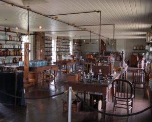 CI Upstairs at Thomas Edison's Menlo Park Laboratory (removed to Greenfield Village), note the organ against the back wall, published by Andrew Balet under the Creative Commons Attribution Share Alike 2.5 Generic license